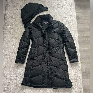Black Small Women's Down With It Parka Patagonia Puffer Jacket